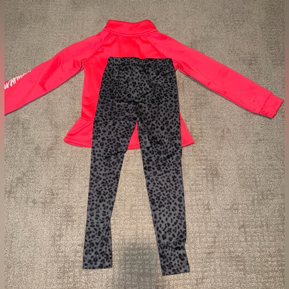 Kids Under Armor Activewear Set Size 6 - Picture 10 of 10